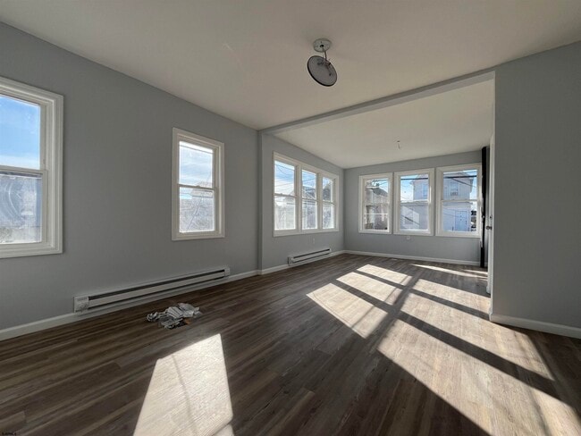 property at 511 N Indiana Ave