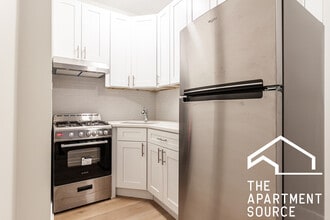 540 W Briar Pl in Chicago, IL - Building Photo - Building Photo