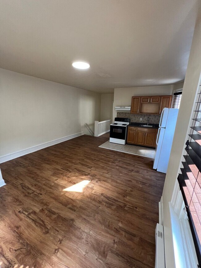 4820 N 10th St in Philadelphia, PA - Building Photo - Building Photo