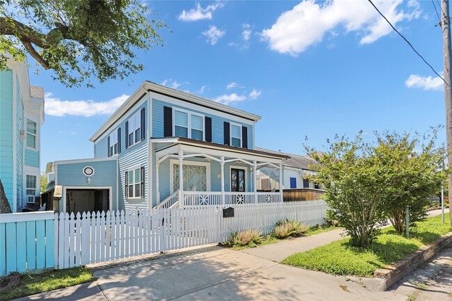 property at 2611 Avenue Q