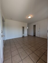 1032 Gilbert St in Hayward, CA - Building Photo - Building Photo