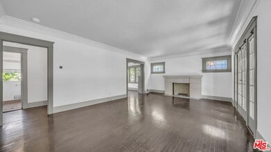 1917 Hillcrest Rd in Los Angeles, CA - Building Photo - Building Photo