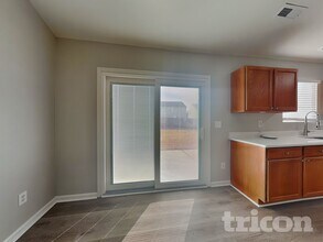 814 Topsail Dr in Browns Summit, NC - Building Photo - Building Photo