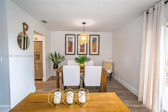 9341 Green Meadows Way in Palm Beach Gardens, FL - Building Photo - Building Photo