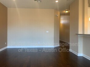 2956 Santa Rosita Dr in Round Rock, TX - Building Photo - Building Photo