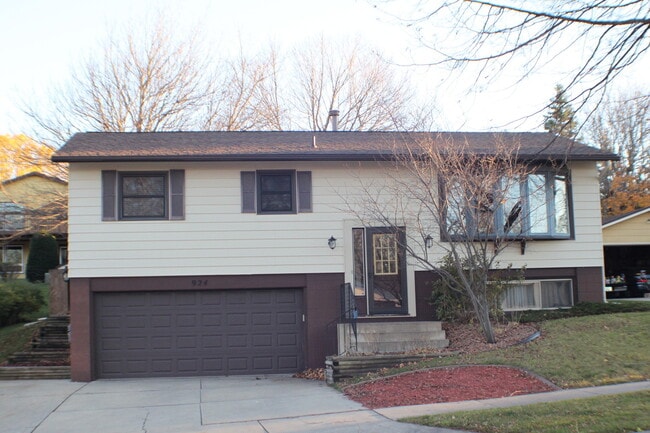 property at 924 30th St NW