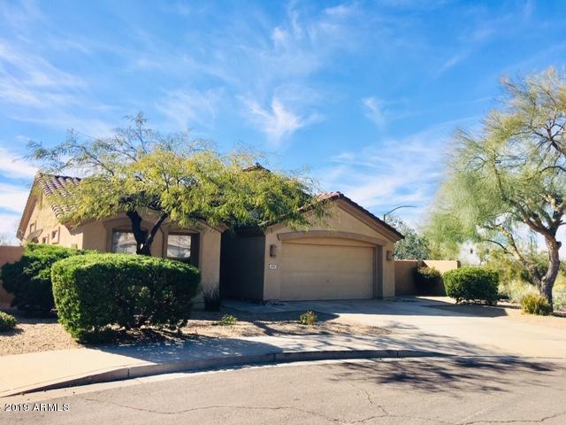 10111 E Tierra Buena Ln in Scottsdale, AZ - Building Photo