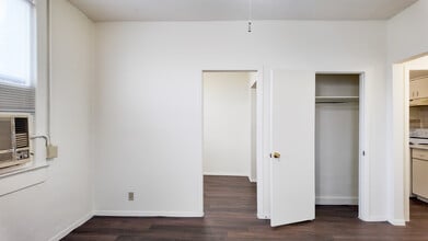 Wyoming Pearl in El Paso, TX - Building Photo - Building Photo