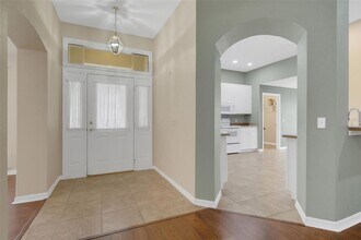 654 Lake Clark Pl in Lakeland, FL - Building Photo - Building Photo