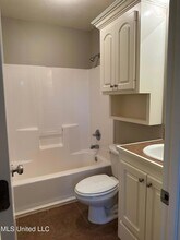 121 Kenzie Dr in Madison, MS - Foto de edificio - Building Photo