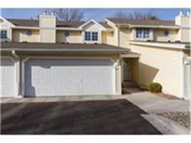 property at 253 Maureen Ln NE