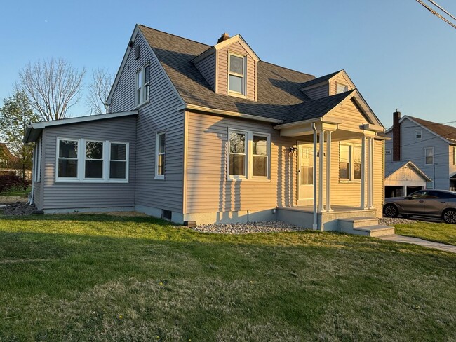 312 Oak St in Walnutport, PA - Building Photo - Building Photo