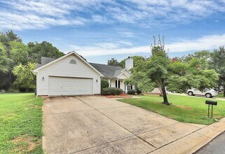 7430 Flodden Field Ct in Charlotte, NC - Foto de edificio - Building Photo