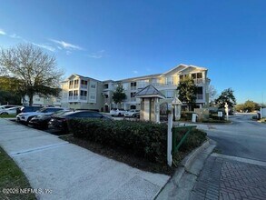 8290 FL-211 in Jacksonville, FL - Building Photo - Building Photo