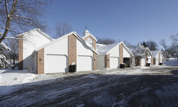 Jaystone Terrace Apartments in Ripon, WI - Building Photo - Building Photo