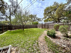 6031 Old Fredericksburg Rd in Austin, TX - Building Photo - Building Photo