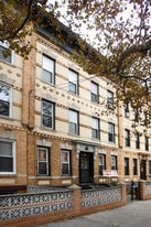 4605 30th Ave in Astoria, NY - Building Photo
