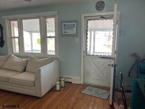 218 N Brunswick Dr in Margate City, NJ - Building Photo - Building Photo