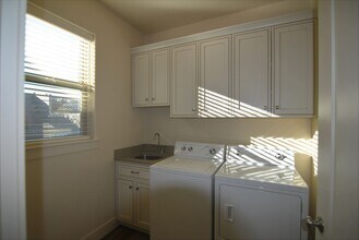 1704 Danny Boy Ln-Unit -1704 Danny Boy Lane in Wenatchee, WA - Foto de edificio - Building Photo