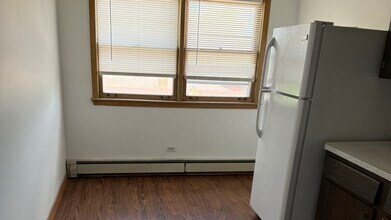 469 Hirsch Ave in Calumet City, IL - Building Photo - Building Photo