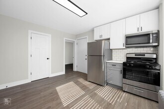 447 N Austin 5959-69 W Midway Park Chicago, IL 60644 in Chicago, IL - Building Photo - Building Photo