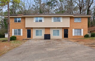 7167 Holland Ln in Chattanooga, TN - Building Photo