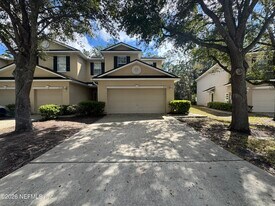 8548 Tower Falls Dr in Jacksonville, FL - Building Photo