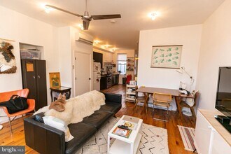 2106 E York St in Philadelphia, PA - Building Photo - Building Photo