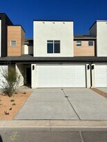 3323 Big Bnd Ln in Washington, UT - Building Photo