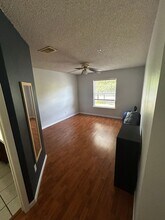 104 Reserve Cir in Oviedo, FL - Foto de edificio - Building Photo
