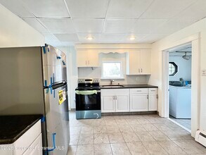 207 Midway Ave in Clarks Summit, PA - Building Photo - Building Photo