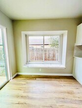 1306 St Lawrence St in San Antonio, TX - Building Photo - Building Photo