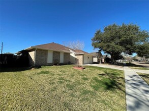 7126 Tara Blue Ridge Dr in Richmond, TX - Building Photo - Building Photo