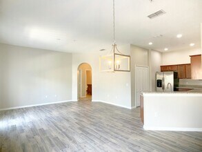 6446 S Goldenrod Rd in Orlando, FL - Building Photo - Building Photo