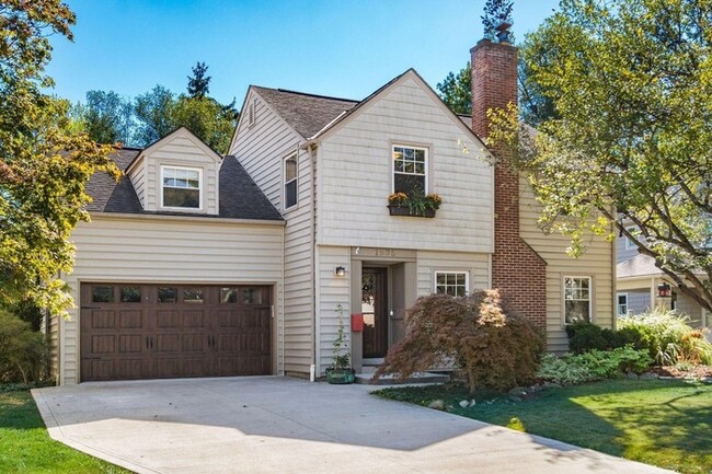 property at 1535 Doone Rd