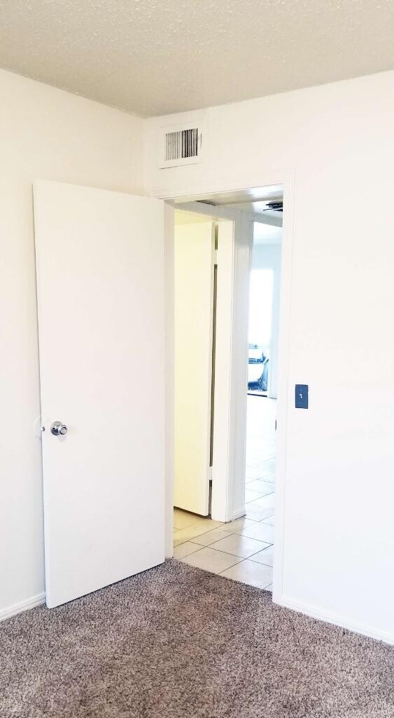 Amberwood Apartments Warr Acres, OK Apartments