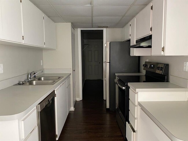 2858 SW 39th Ave in Gainesville, FL - Building Photo - Building Photo