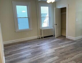 564 High St in Middletown, CT - Building Photo - Building Photo