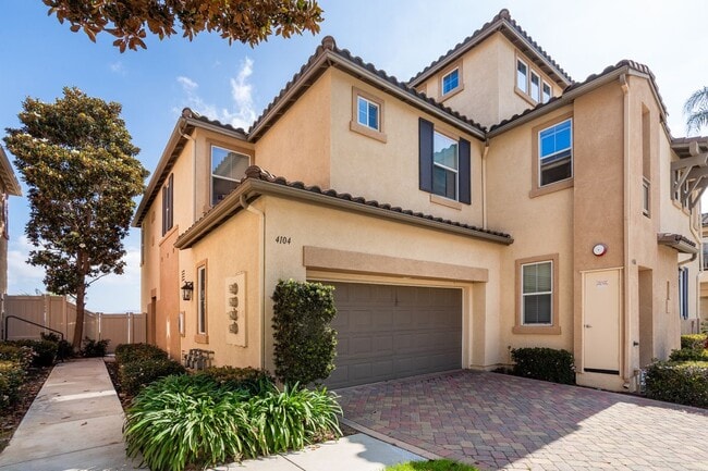 property at 4104 Peninsula Dr