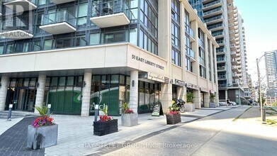 51-751 E Liberty St in Toronto, ON - Building Photo - Building Photo