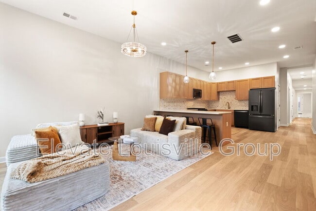 property at 825 E Chestnut St