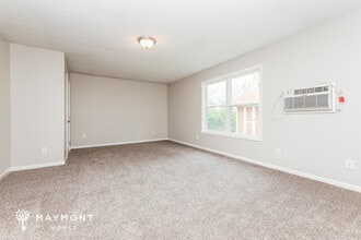 338 Shade Dr in Fairborn, OH - Building Photo - Building Photo