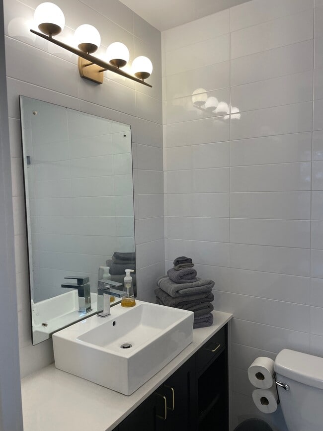 129 Livingston, Unit LOFT in San Antonio, TX - Foto de edificio - Building Photo