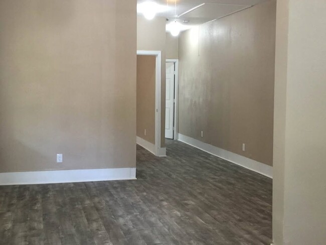 7915 Junius St in Houston, TX - Building Photo - Building Photo