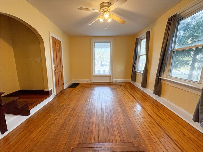 136 Main St in Unadilla, NY - Building Photo - Building Photo