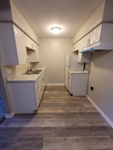 7320 Sunset Strip Ave NW in North Canton, OH - Foto de edificio - Building Photo