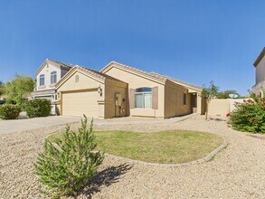 2296 W Roosevelt Ave in Coolidge, AZ - Foto de edificio - Building Photo