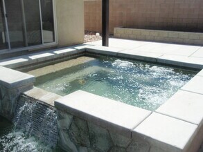 1141 Oro Ridge in Palm Springs, CA - Building Photo - Building Photo