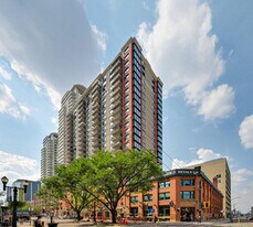 10180-10104 104 Street NW in Edmonton, AB - Building Photo