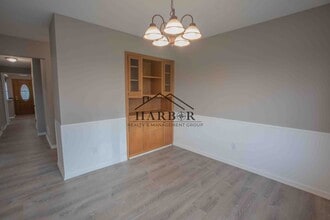 912-11 1/2 11 1/2 St SW in Rochester, MN - Building Photo - Building Photo
